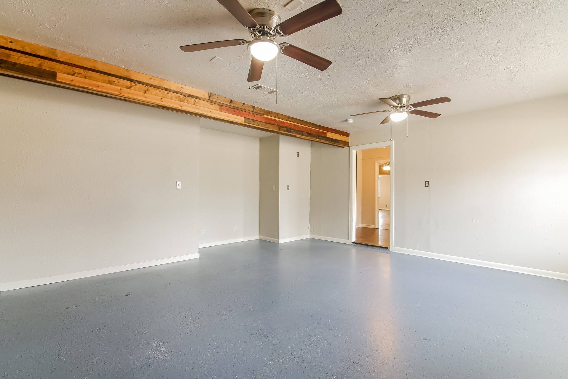 Hurst, TX 76053,1200 Valentine ST