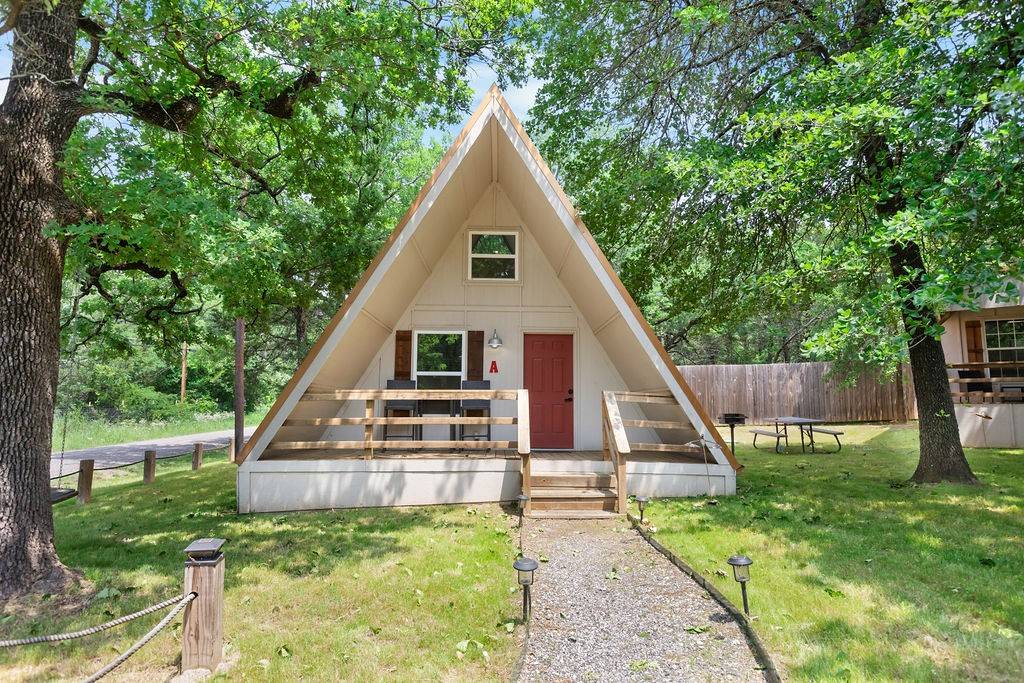 Gordonville, TX 76245,340 Oxford DR