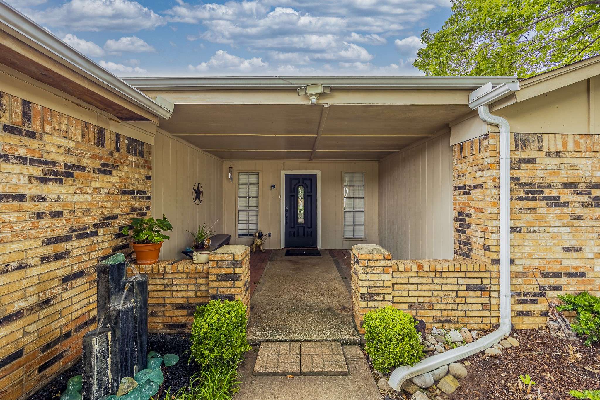 Irving, TX 75060,1808 Tameria DR