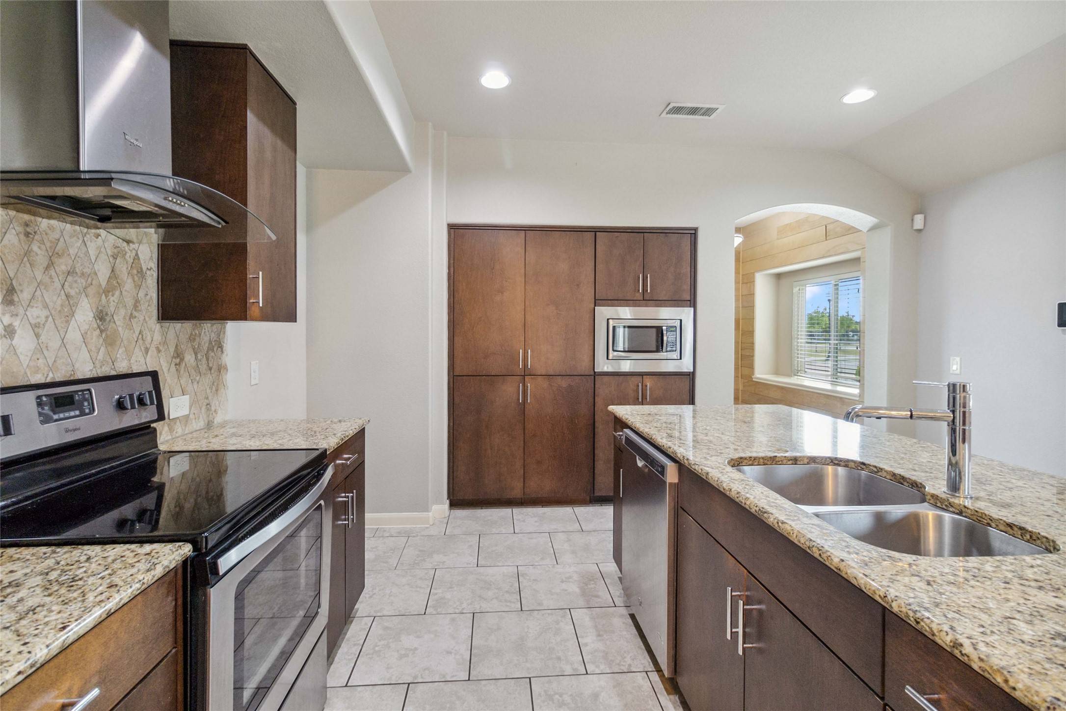 Lavon, TX 75166,409 Hoover AVE