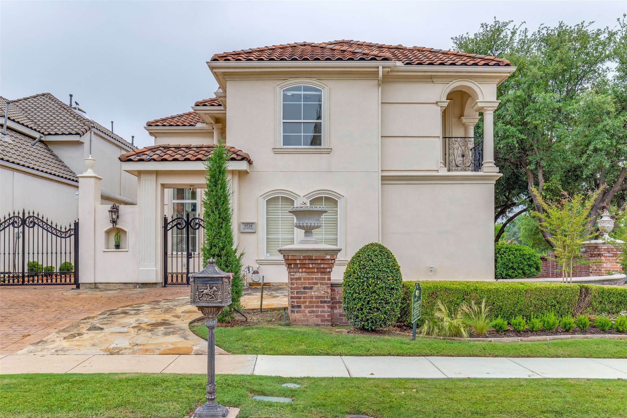 Plano, TX 75093,5528 Gleneagles DR