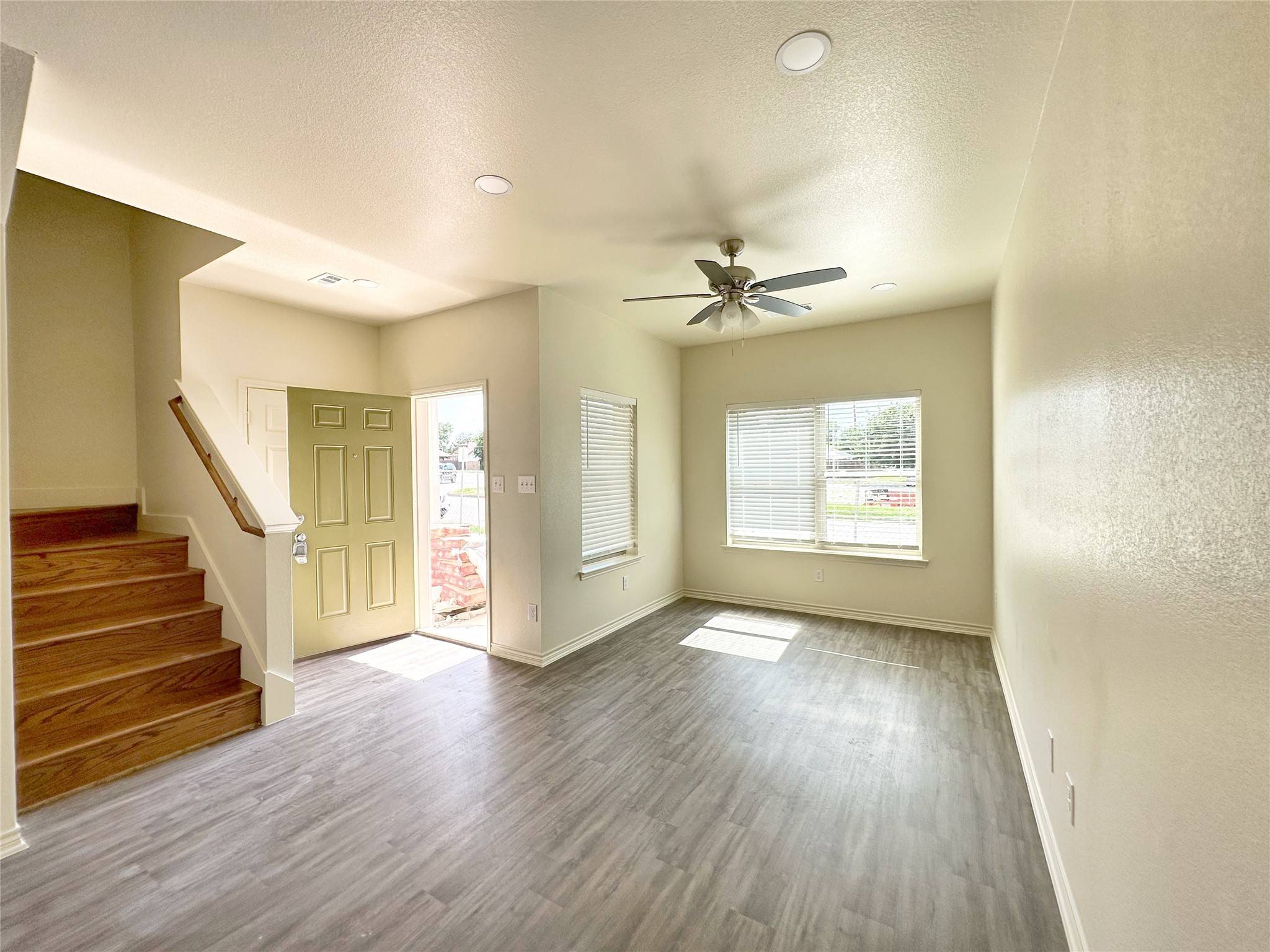 Fort Worth, TX 76110,1703 St Louis AVE