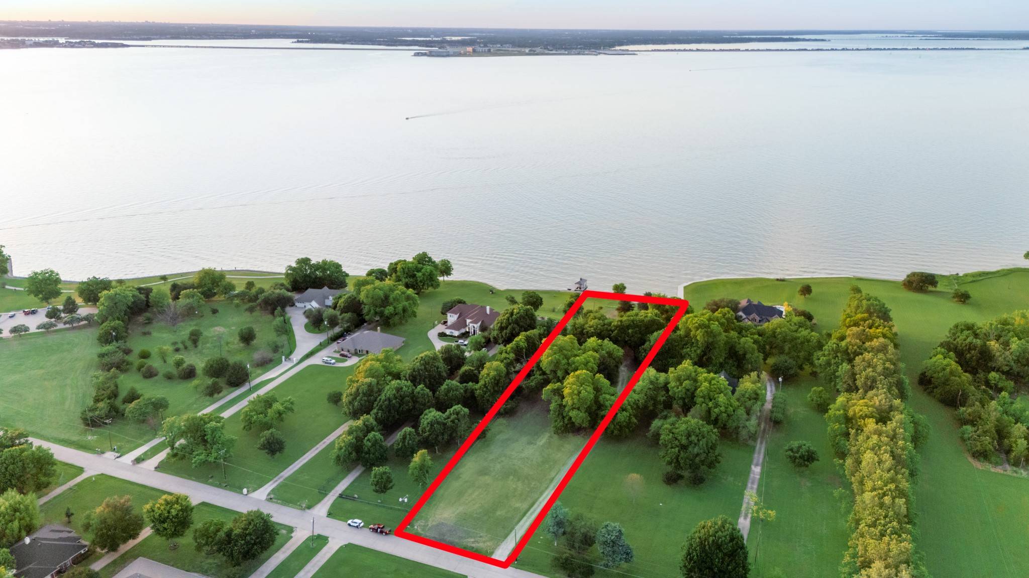 Heath, TX 75032,506 Terry LN