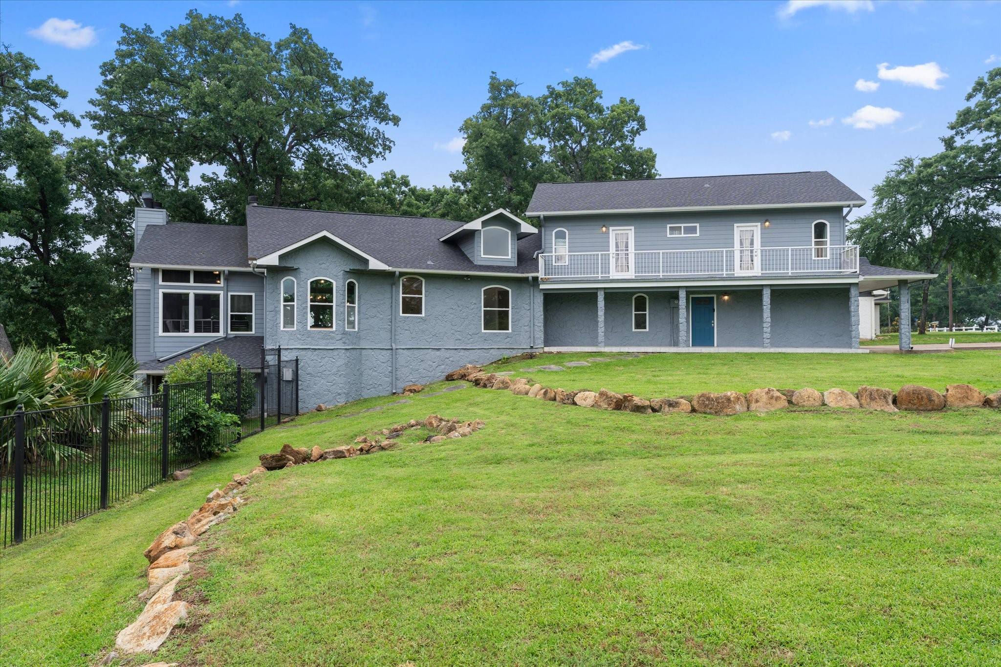 Tool, TX 75143,125 Oak Creek DR