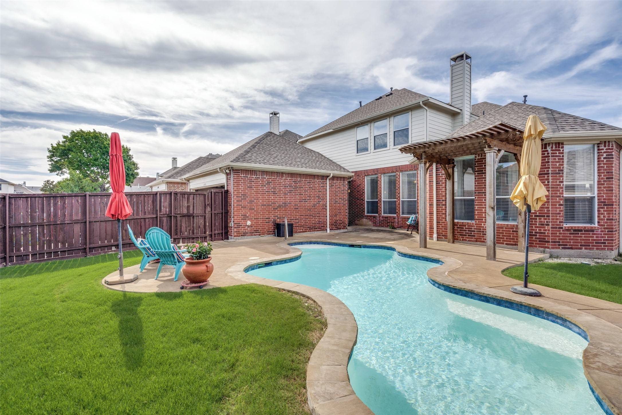 Plano, TX 75024,4551 Risinghill DR