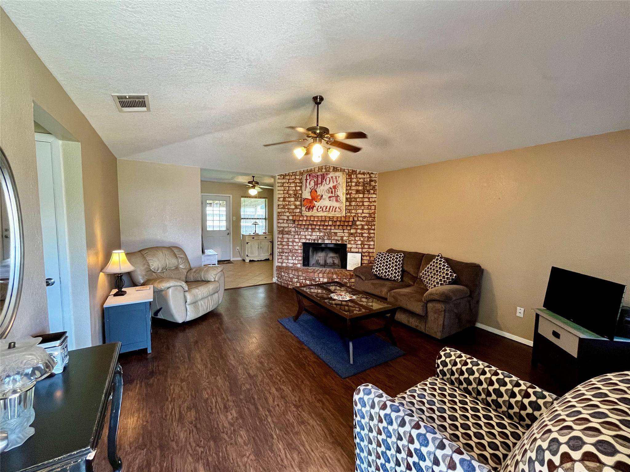 Roanoke, TX 76262,328 Branson RD