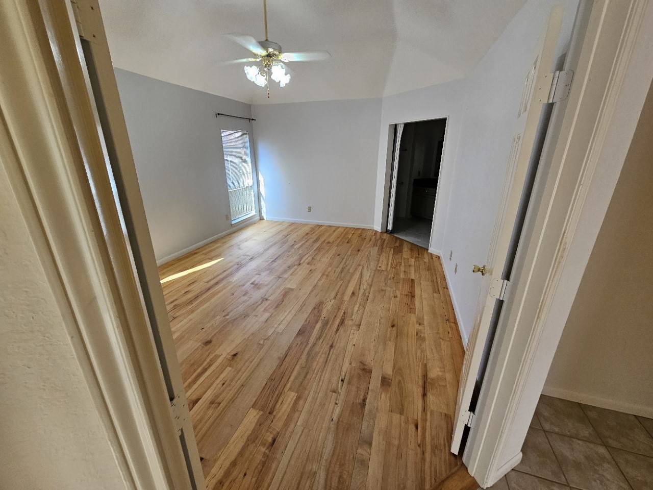 Cedar Hill, TX 75104,404 L Thompson ST