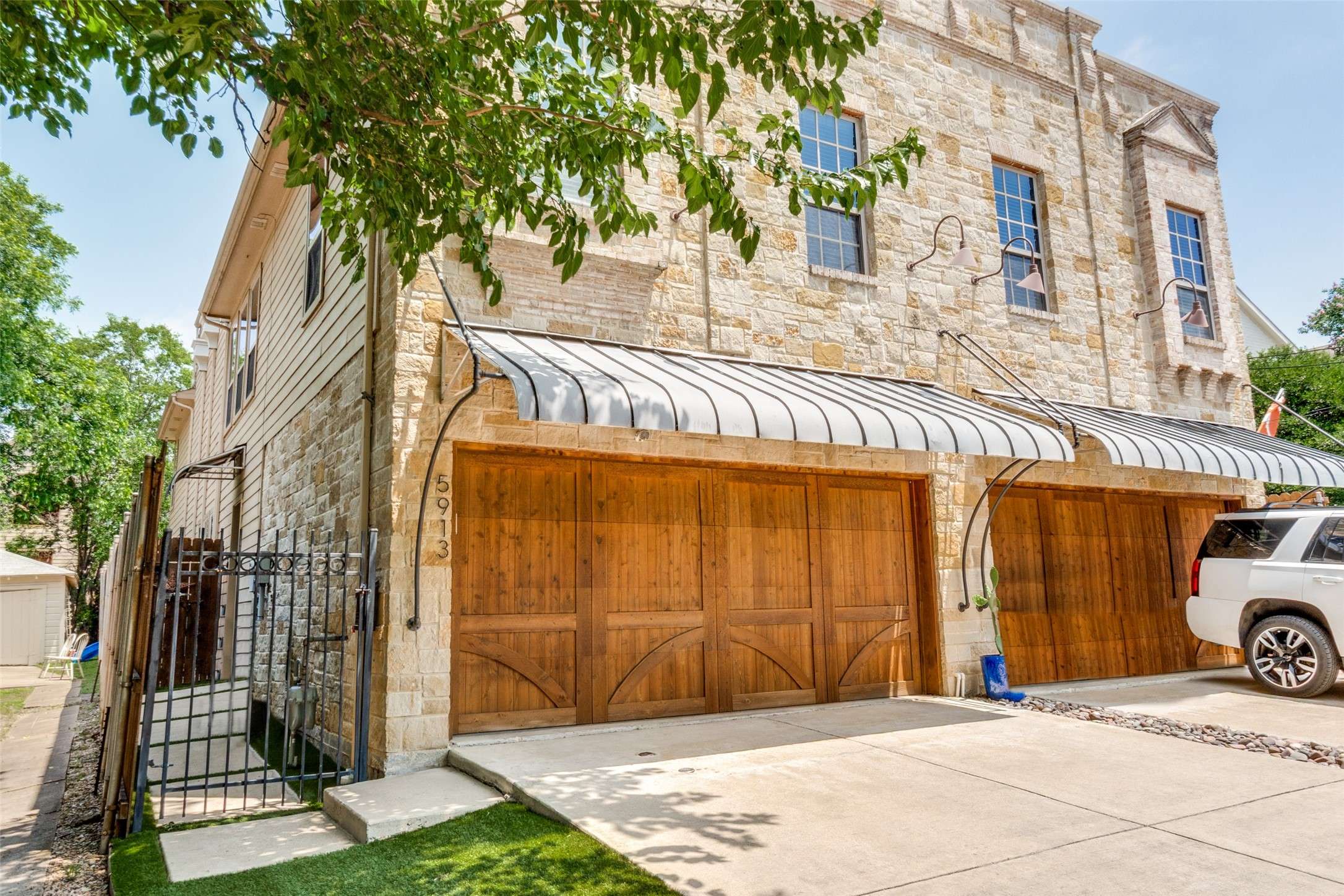 Dallas, TX 75206,5913 Lewis ST