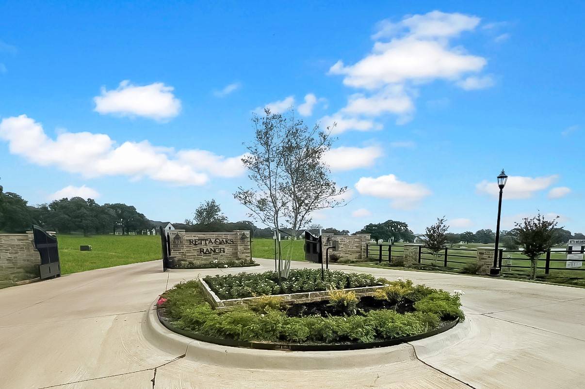 Burleson, TX 76028,7708 Black Elk CT