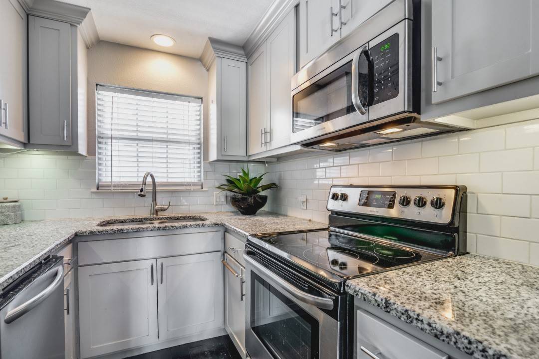 Dallas, TX 75205,4303 Buena Vista ST #304