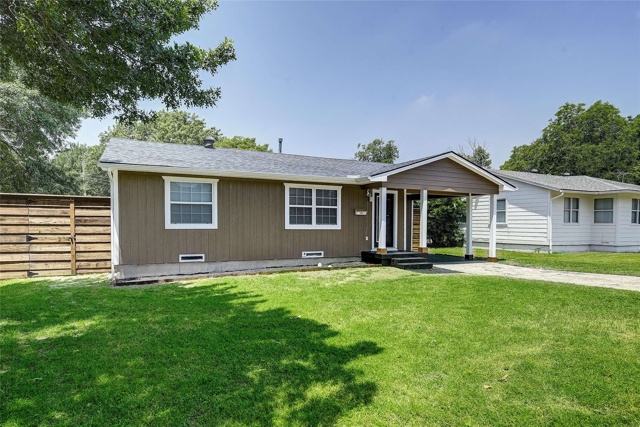 Dallas, TX 75243,12111 Galva DR