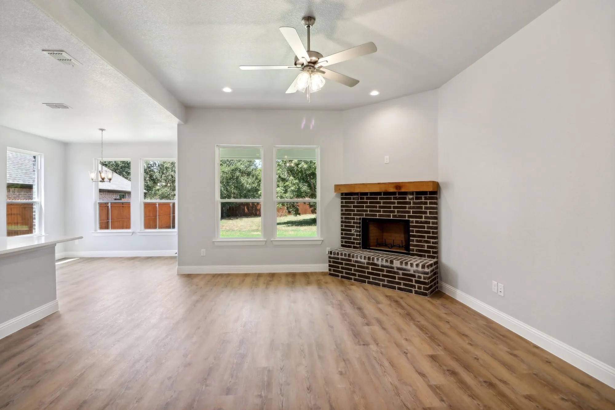 Springtown, TX 76082,405 Smith RD