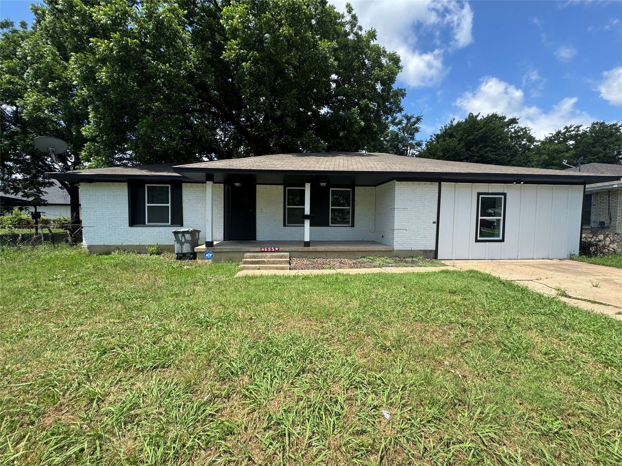 Dallas, TX 75216,4655 C L Veasey BLVD