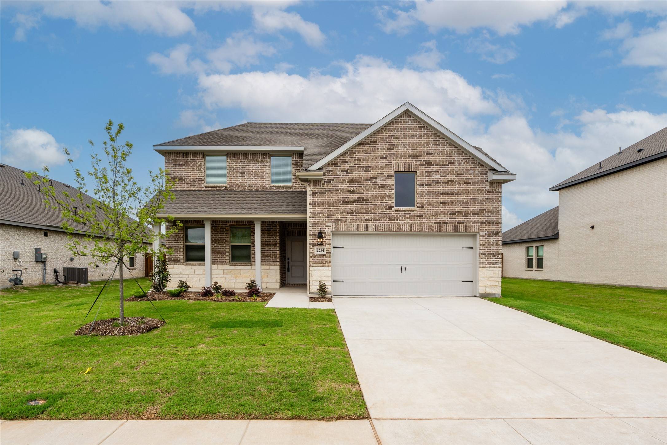 Van Alstyne, TX 75495,2234 Maple Ridge Dr