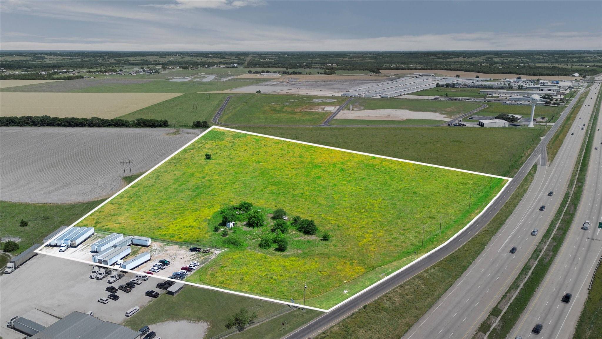 Palmer, TX 75152,8620 N I-45 HWY N