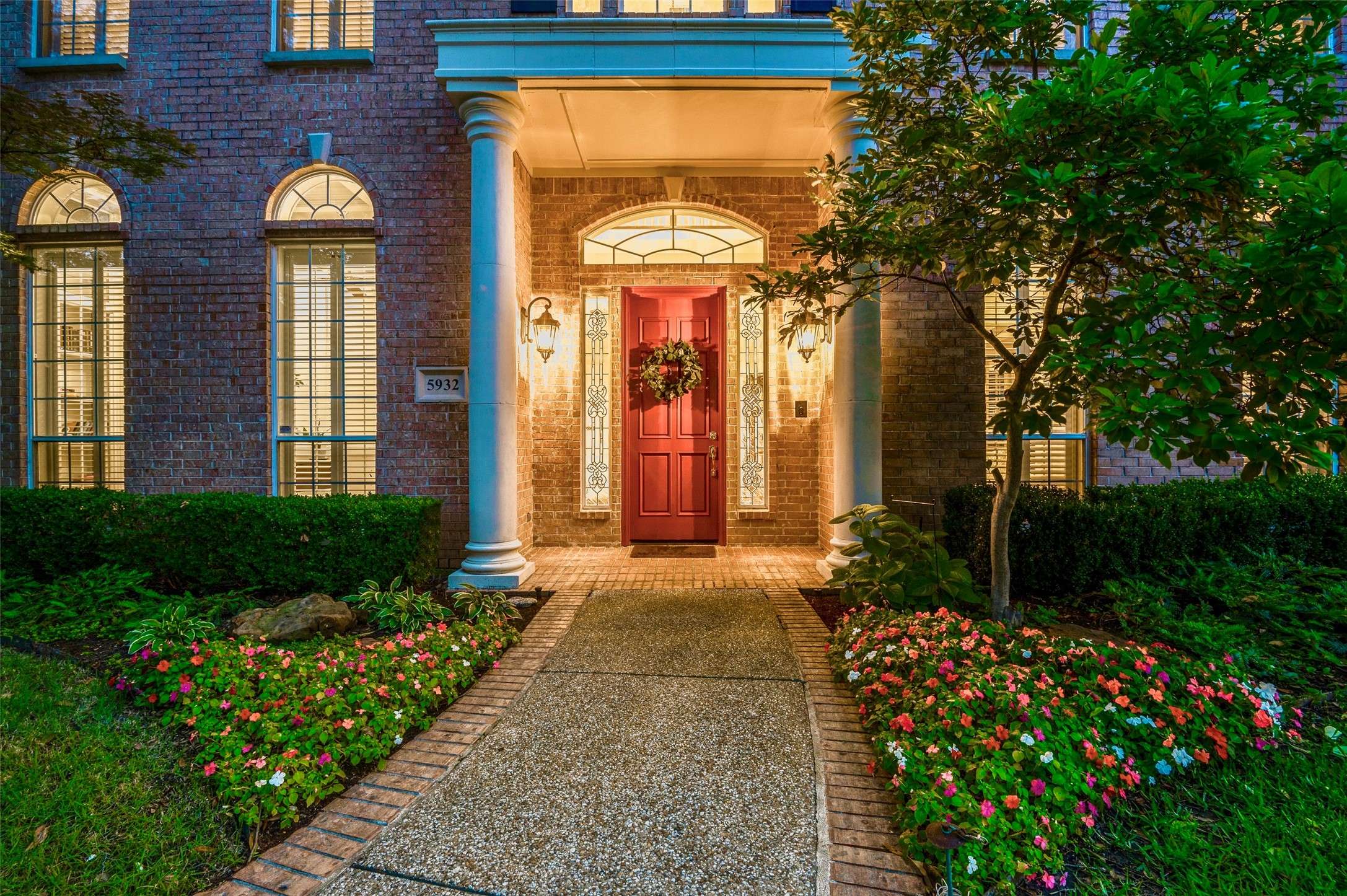Plano, TX 75093,5932 Royal Palm DR