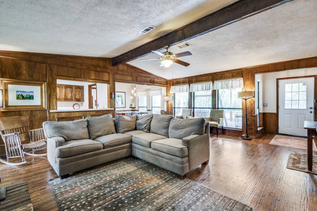 Van Alstyne, TX 75495,677 FM 3356
