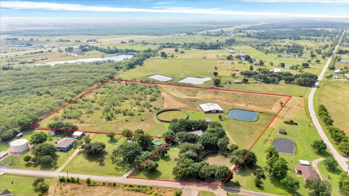 Kaufman, TX 75142,8991 County Road 156
