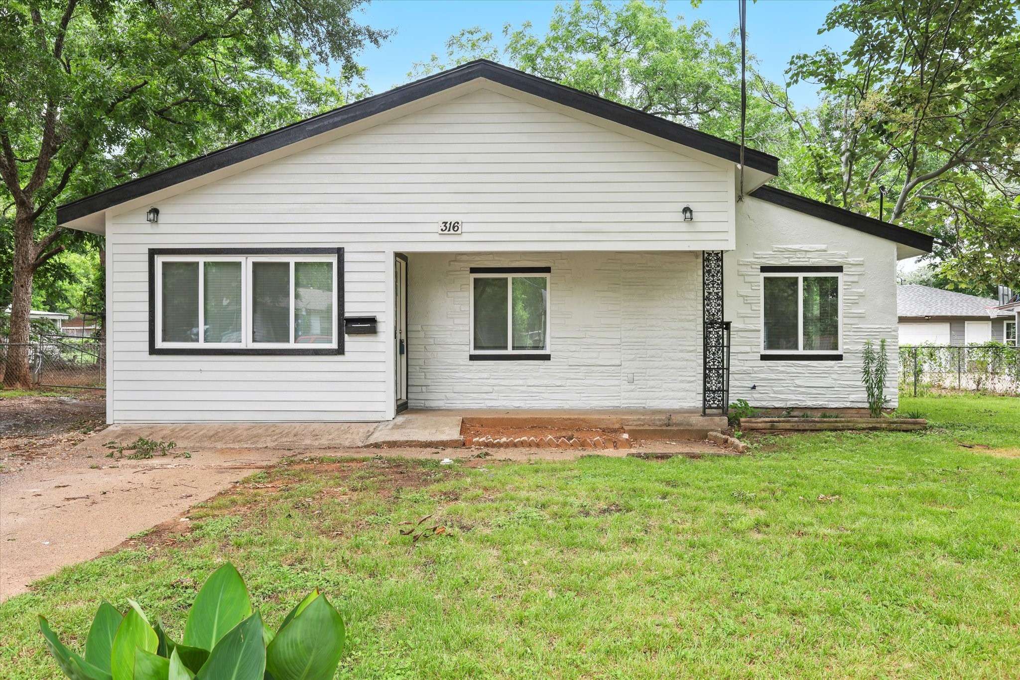 Irving, TX 75061,316 Thompson ST