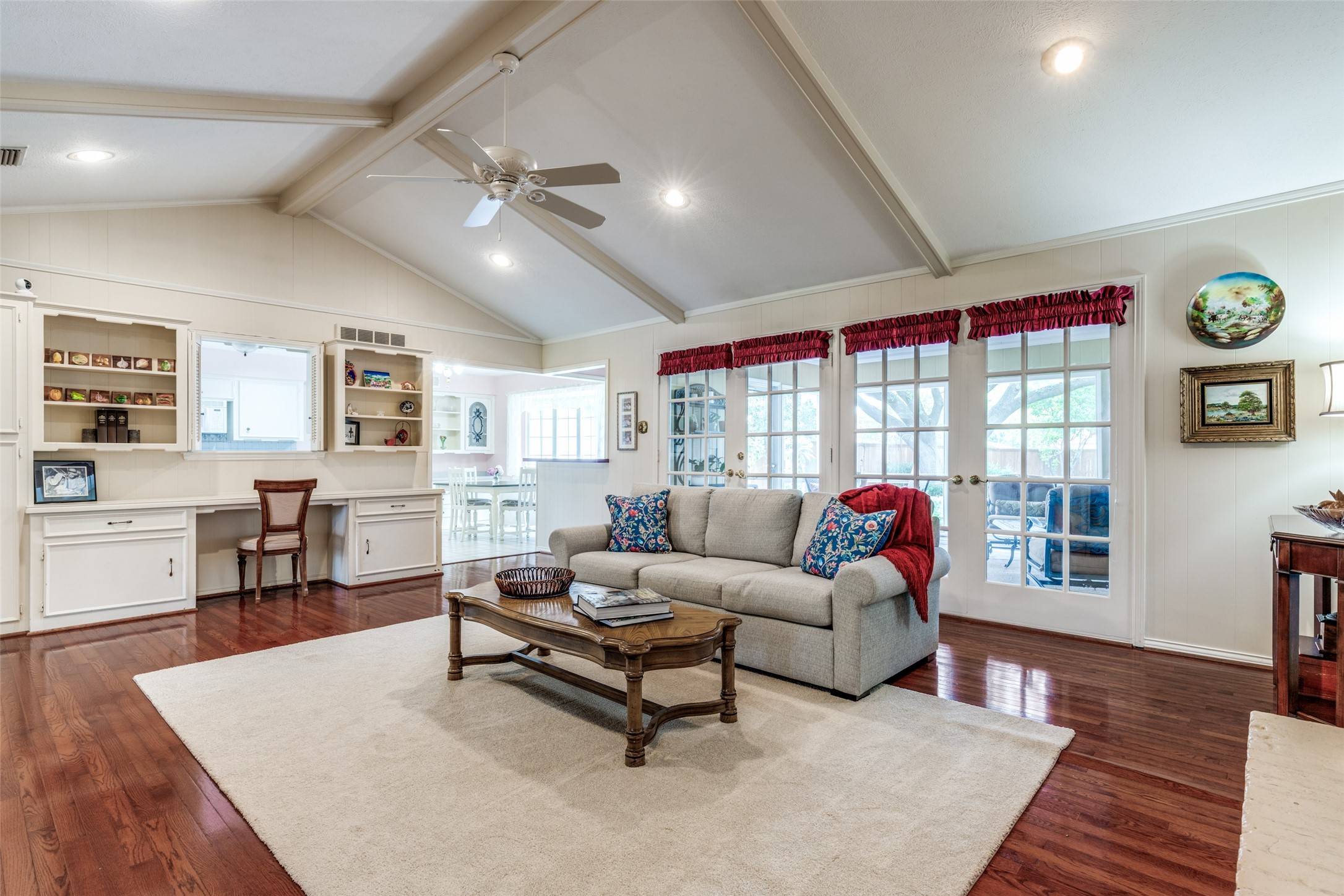Dallas, TX 75248,6921 Vineridge DR