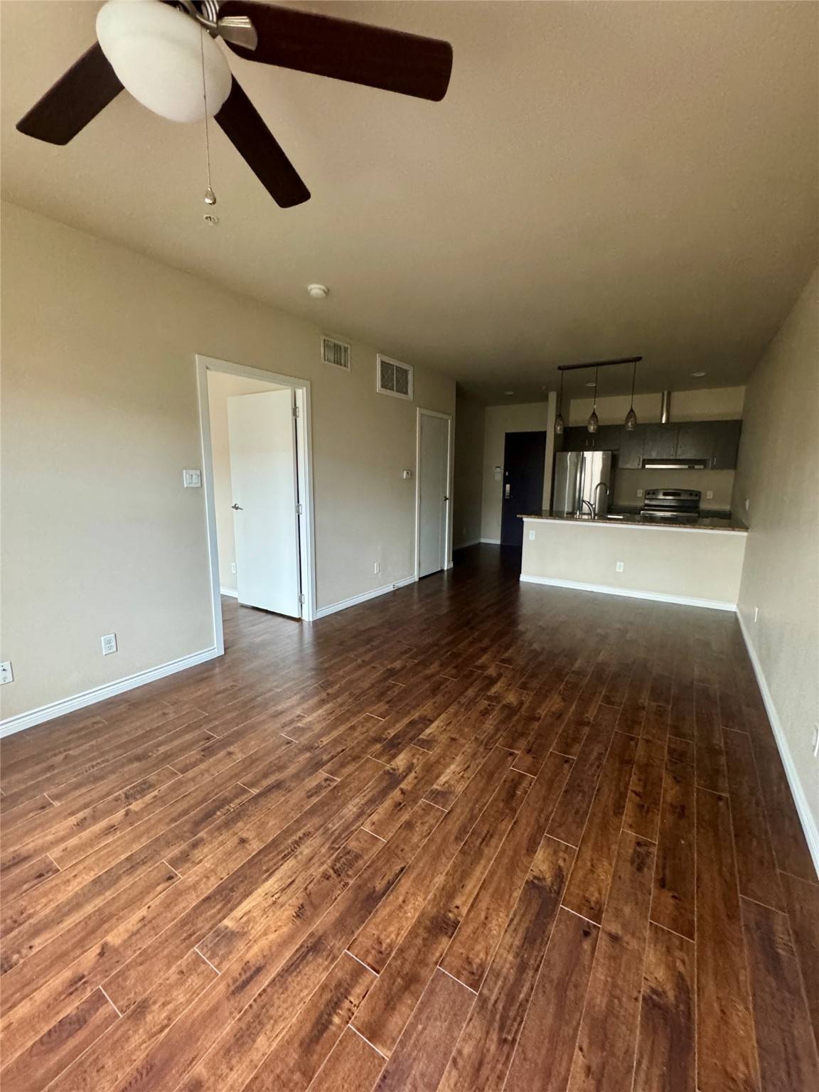 Carrollton, TX 75006,1100 W Trinity Mills RD #3010