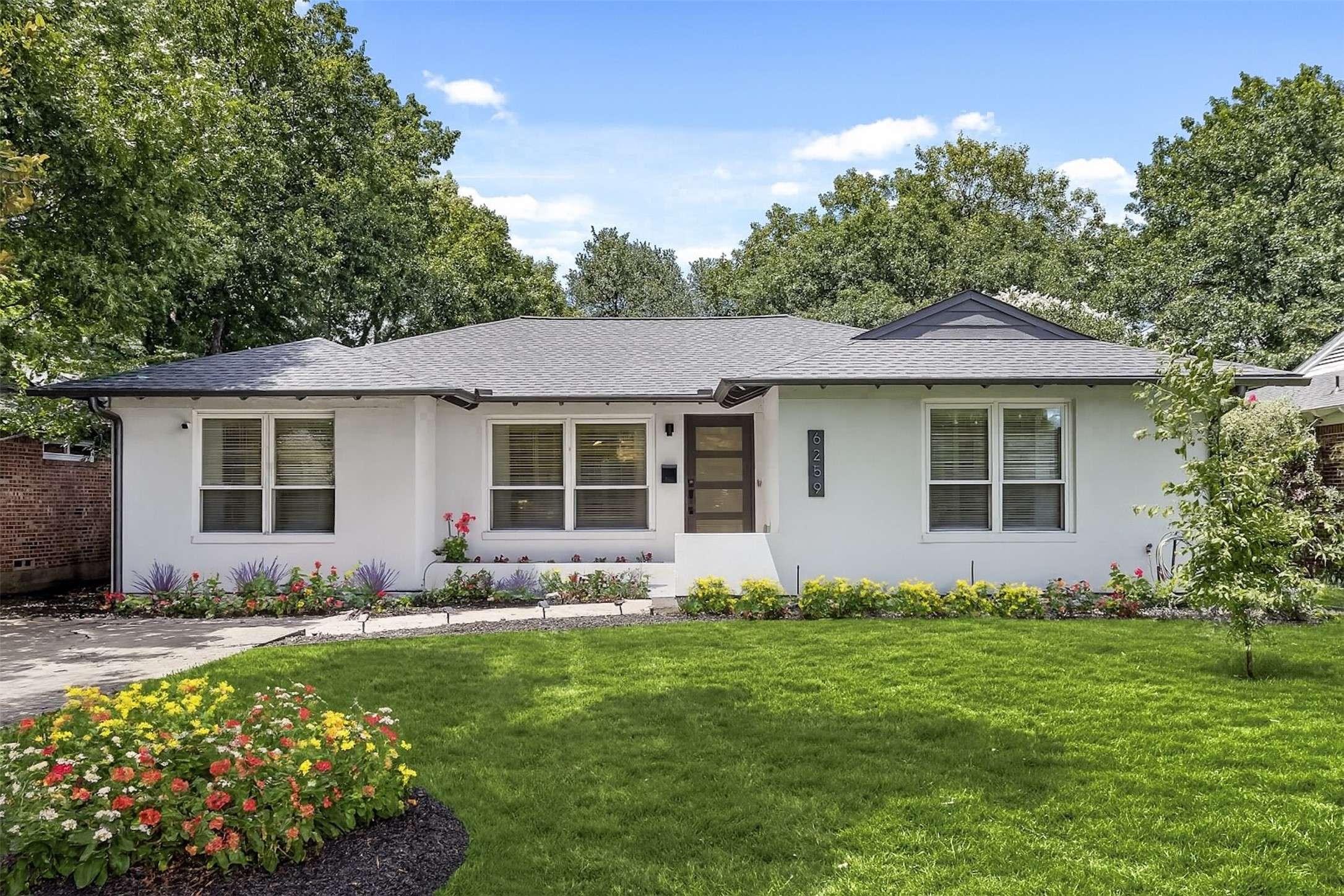 Dallas, TX 75214,6259 Ravendale LN