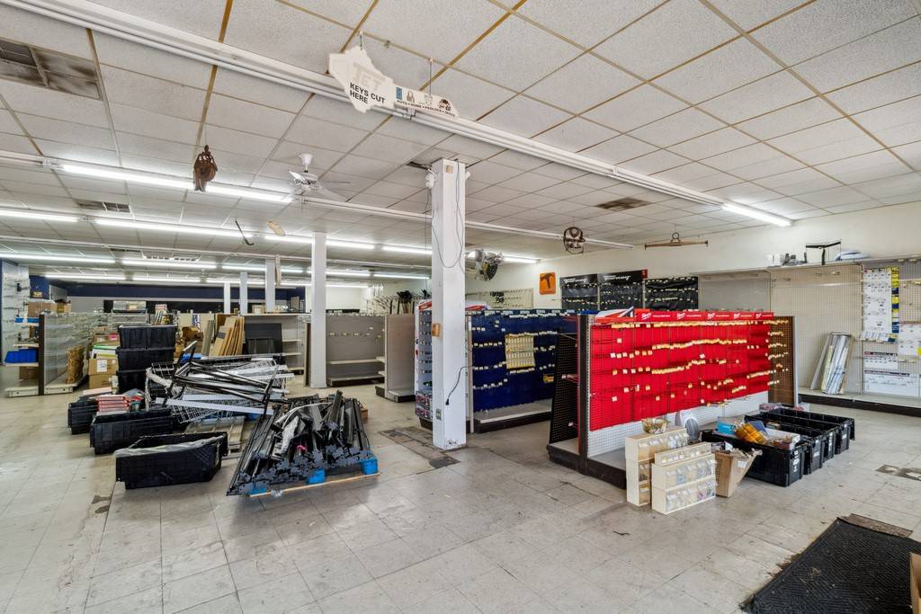 Corsicana, TX 75110,216 N Commerce ST