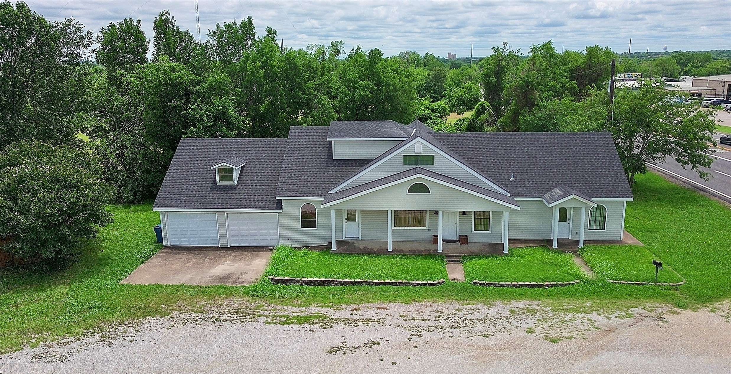 Corsicana, TX 75110,1501 N Business 45