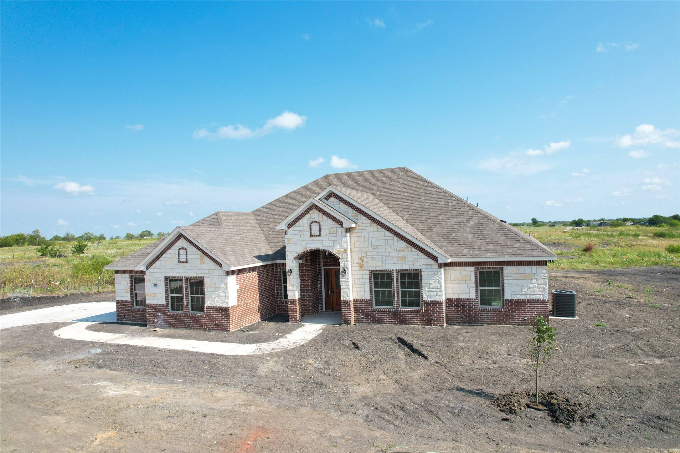 Ennis, TX 75119,355 GENTRY RD
