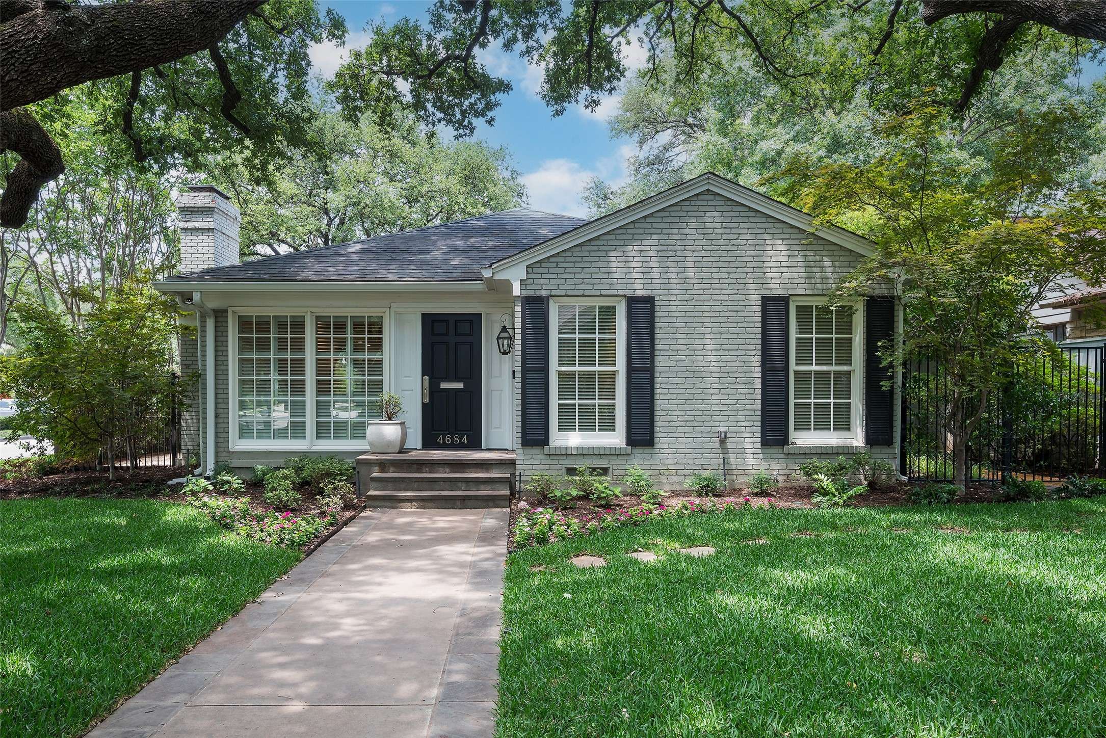 Highland Park, TX 75209,4684 Belclaire AVE