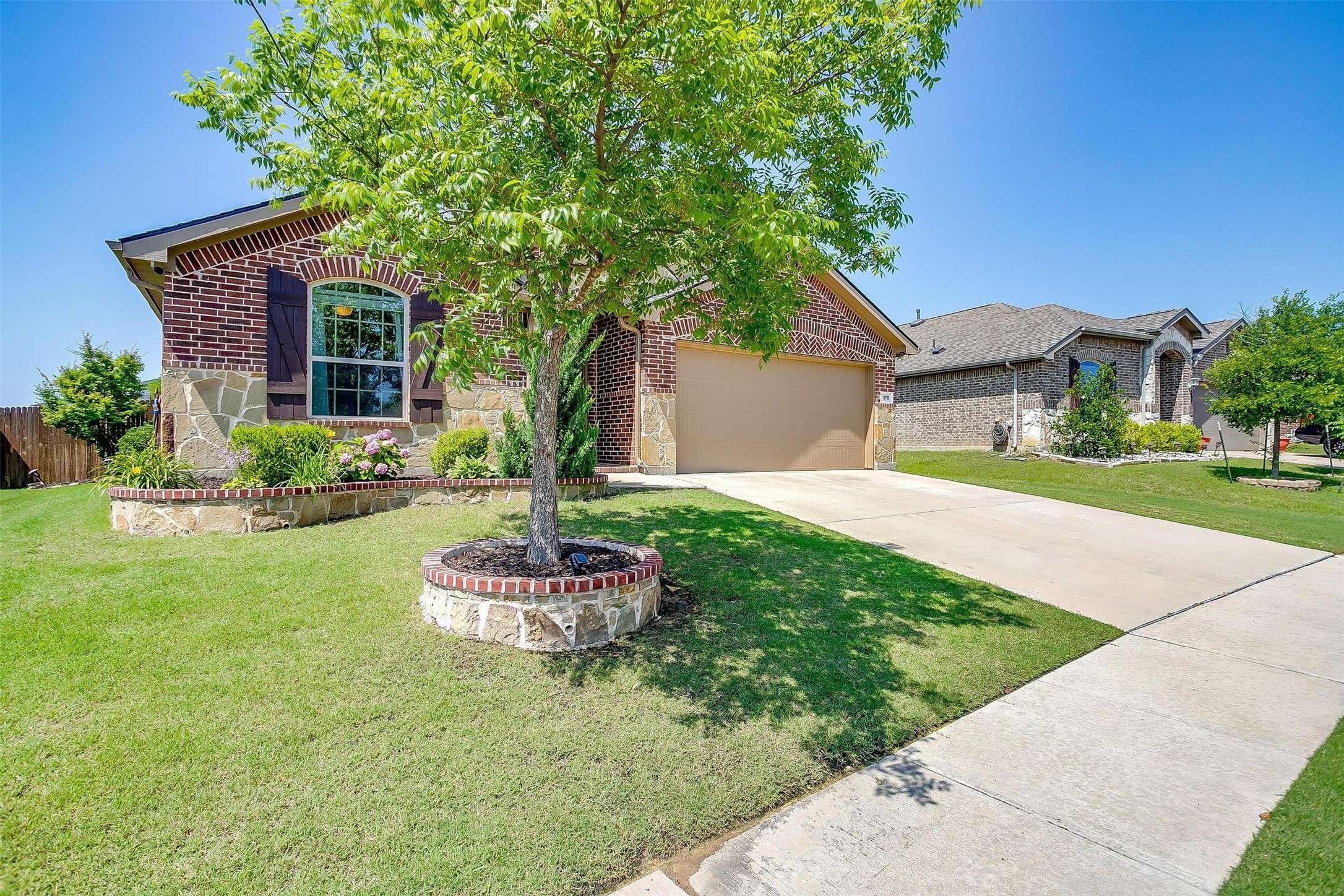 Burleson, TX 76028,378 Coral Vine LN