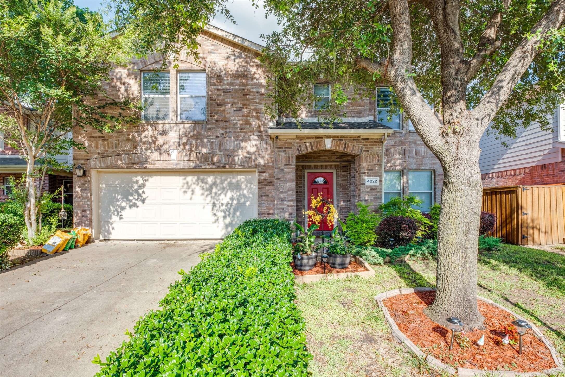 Dallas, TX 75212,4022 Cedar Elm LN