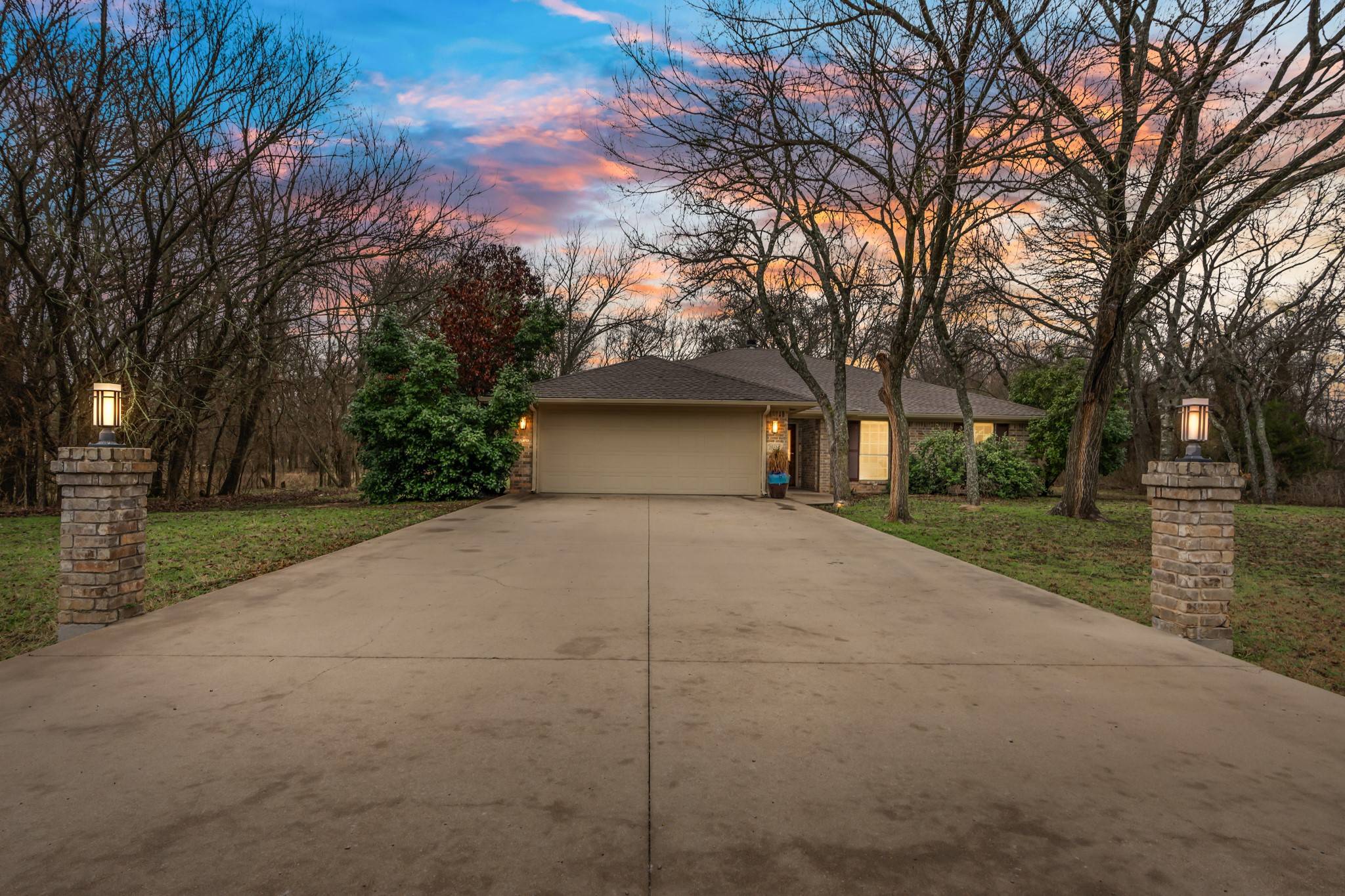 Whitney, TX 76692,12213 Rolling Oaks DR
