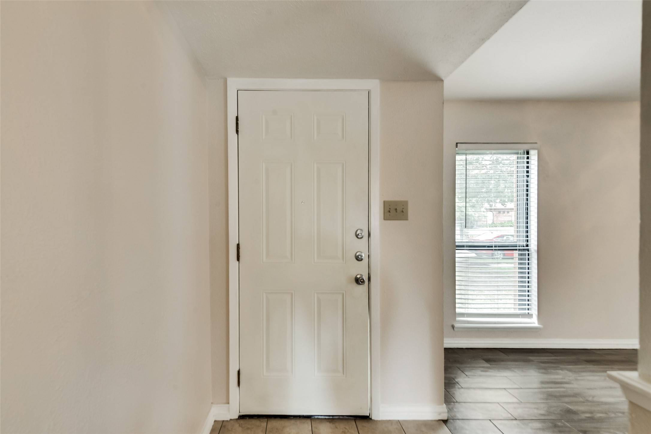 The Colony, TX 75056,5535 Squires DR