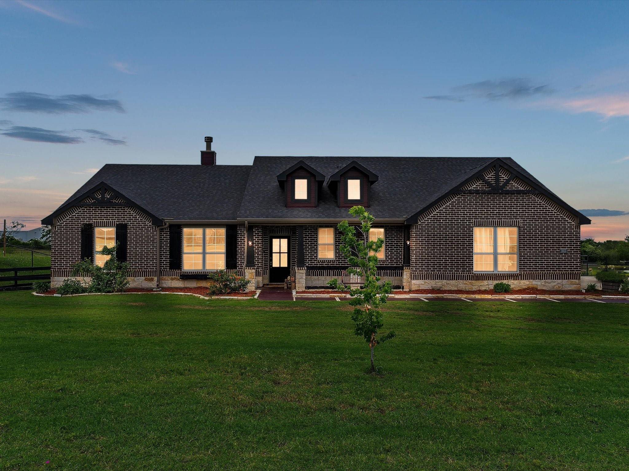 Springtown, TX 76082,1013 Northern Oaks CT
