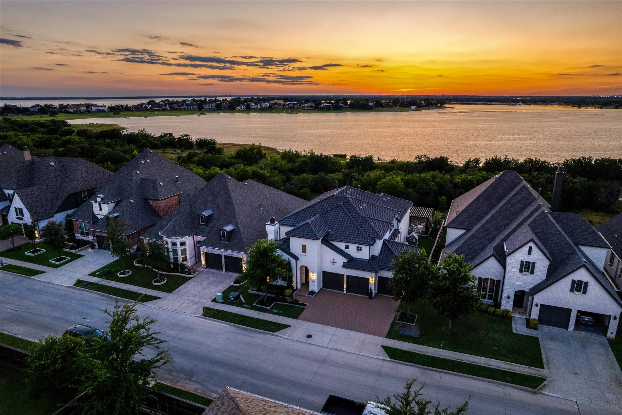 The Colony, TX 75056,8336 Western