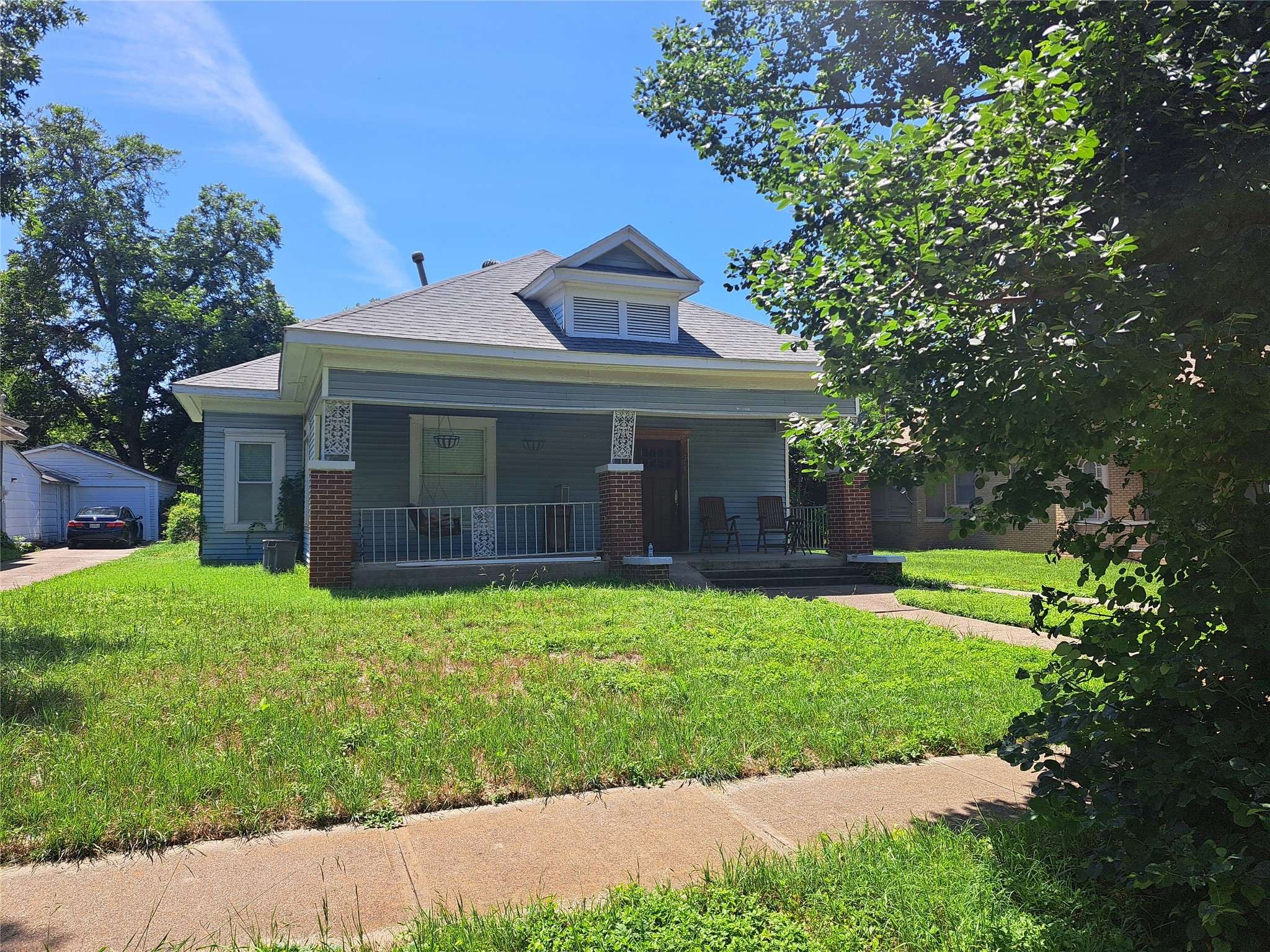 Dallas, TX 75208,317 S Clinton AVE