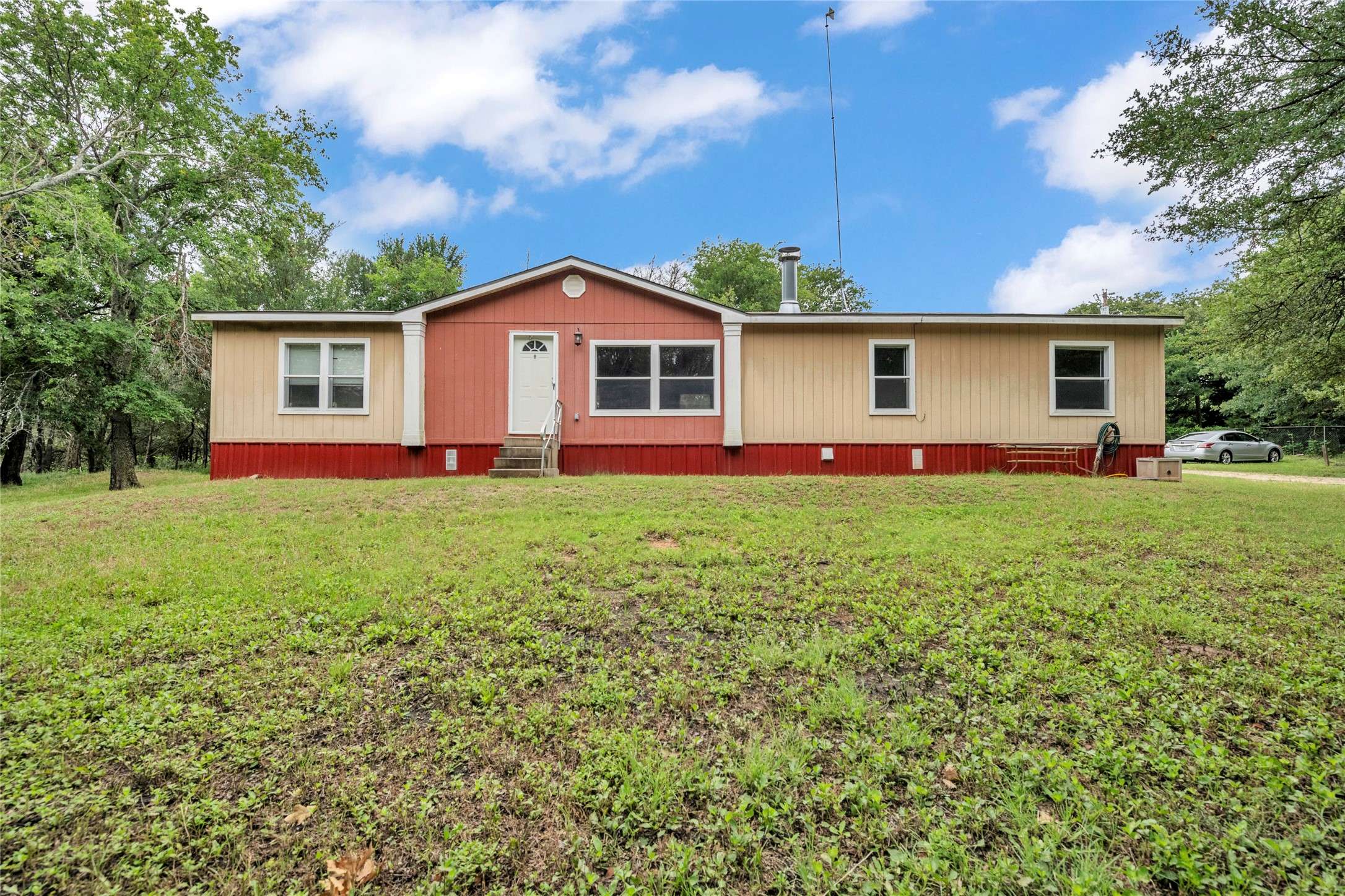 Waco, TX 76705,1448 Boys Ranch RD