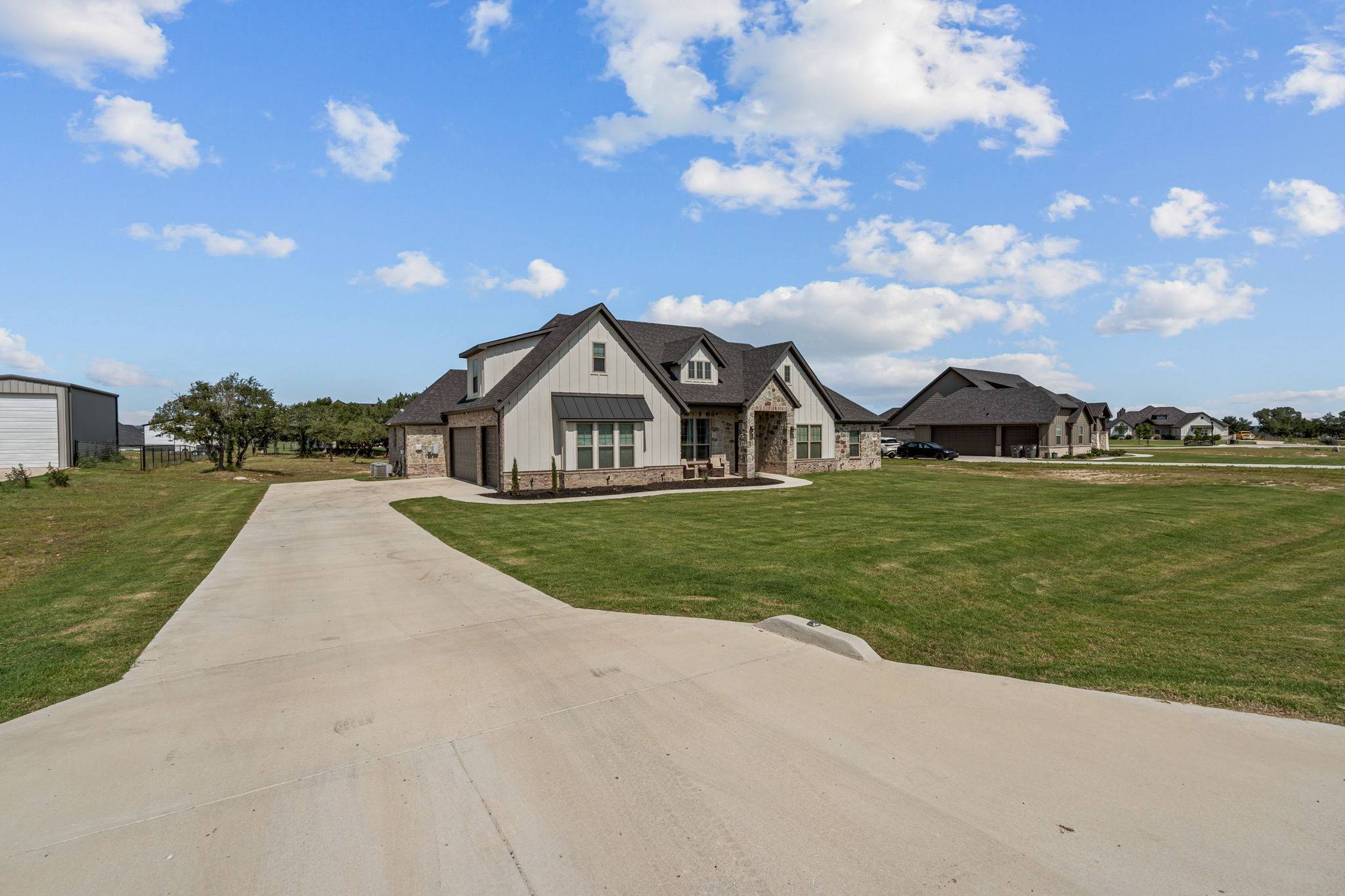 Weatherford, TX 76085,381 Oak Meadow LN