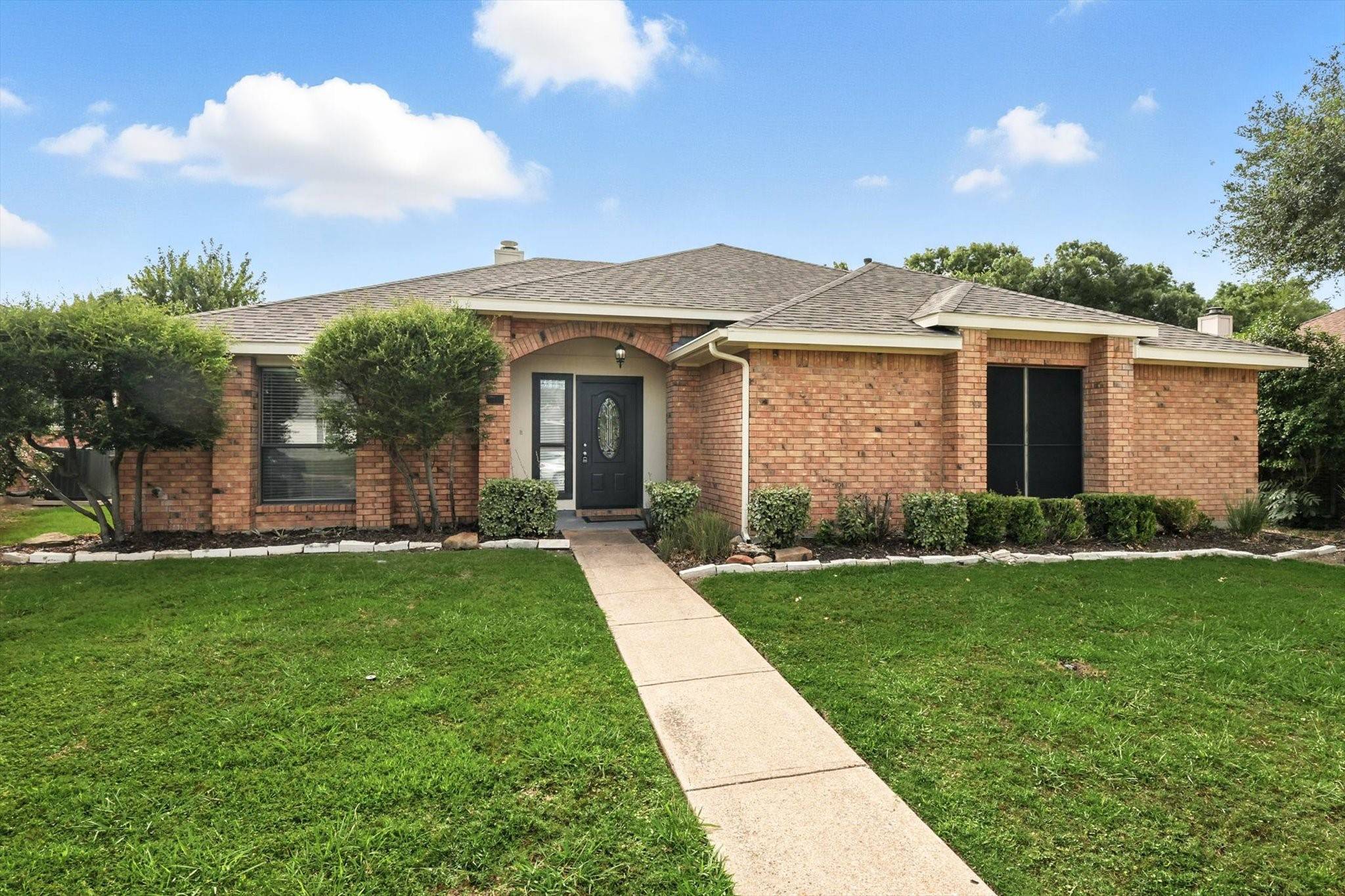 Garland, TX 75043,5446 Meadow Vista LN