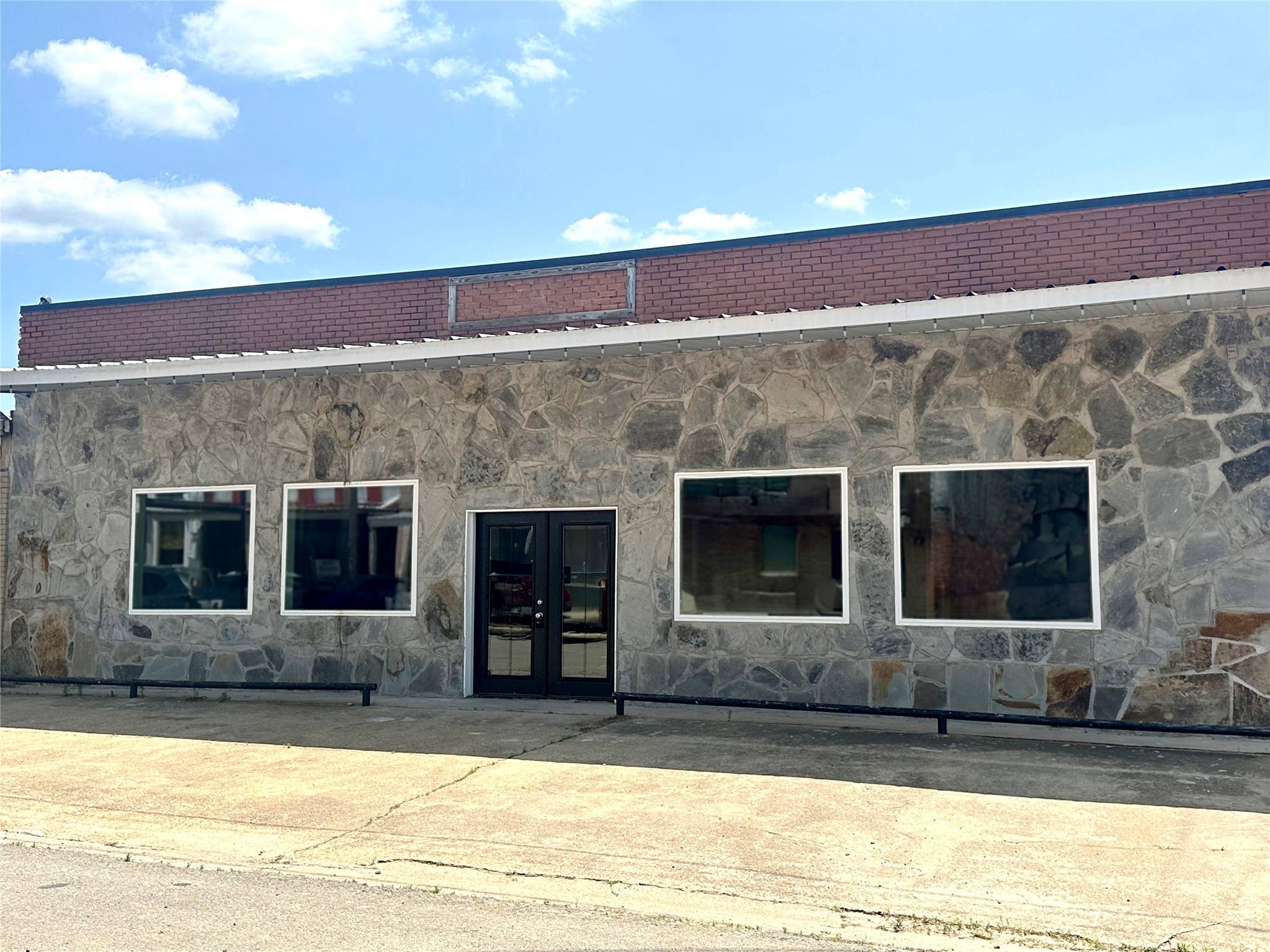 Winnsboro, TX 75494,214 N Franklin ST