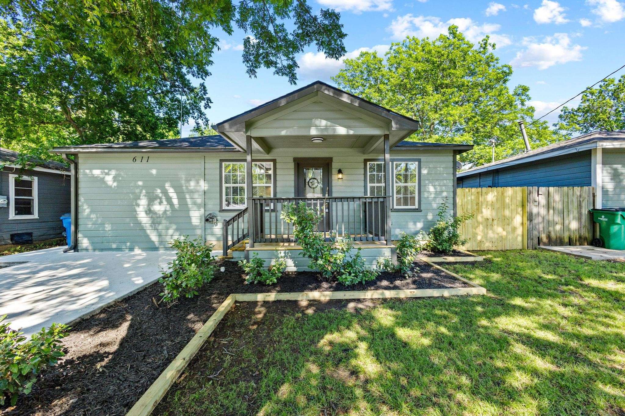 Pottsboro, TX 75076,611 S Magnolia ST