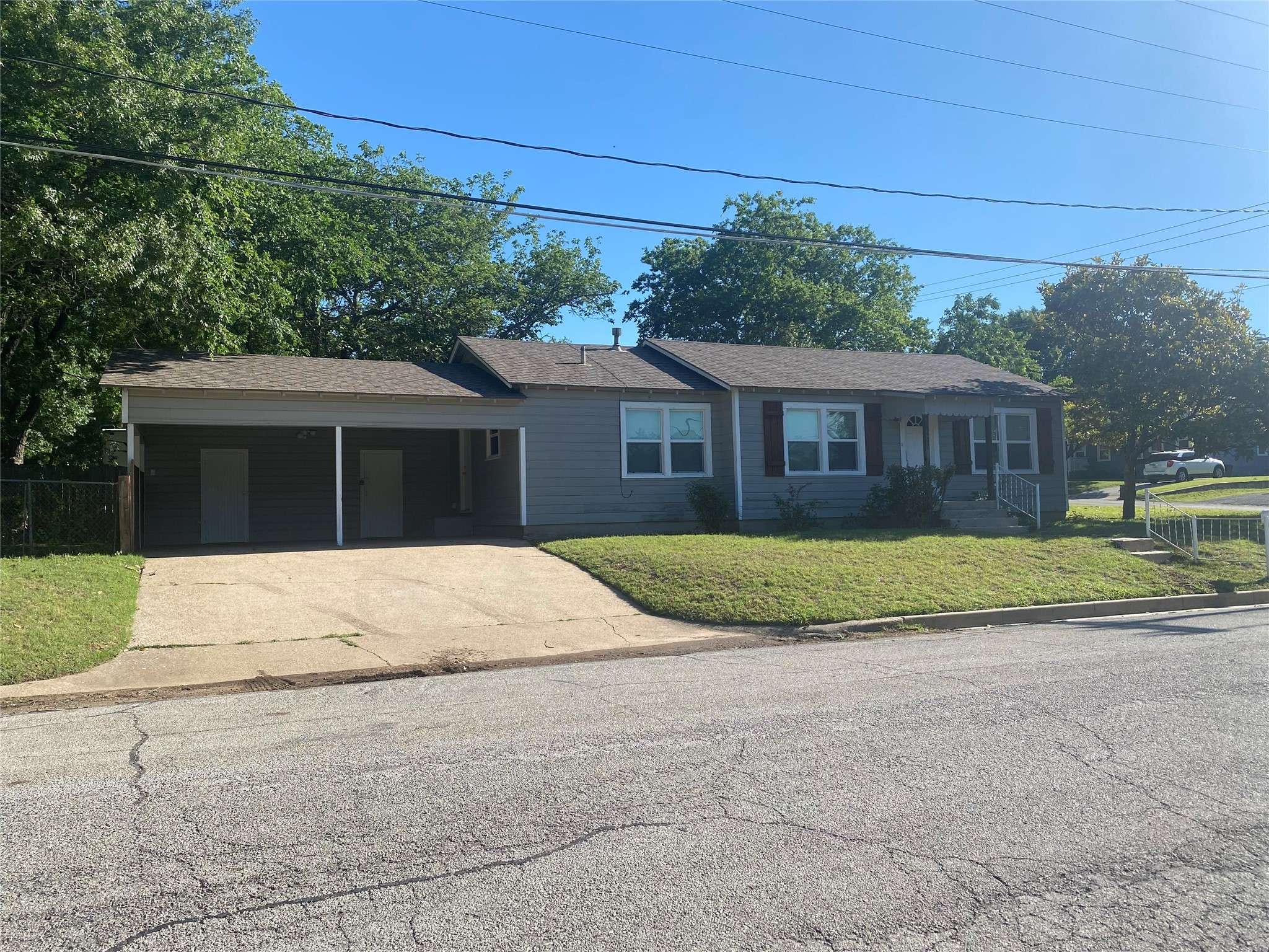 Weatherford, TX 76086,402 McCarty ST