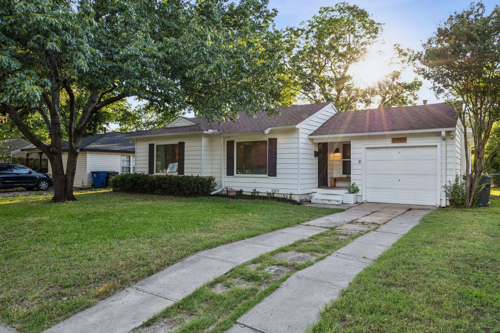 Dallas, TX 75228,10907 Desdemona DR