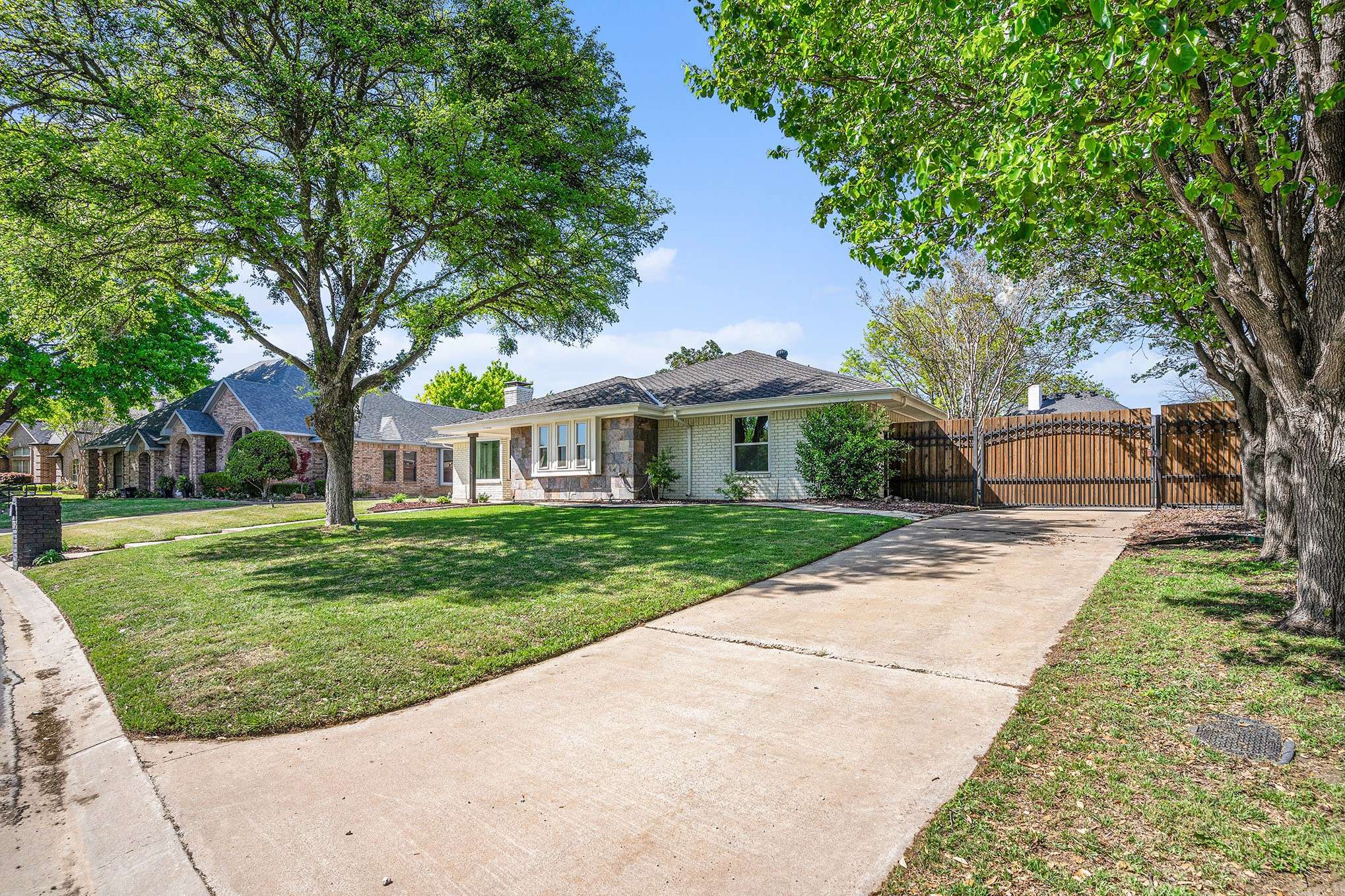 Fort Worth, TX 76179,9112 Westwood Shores DR