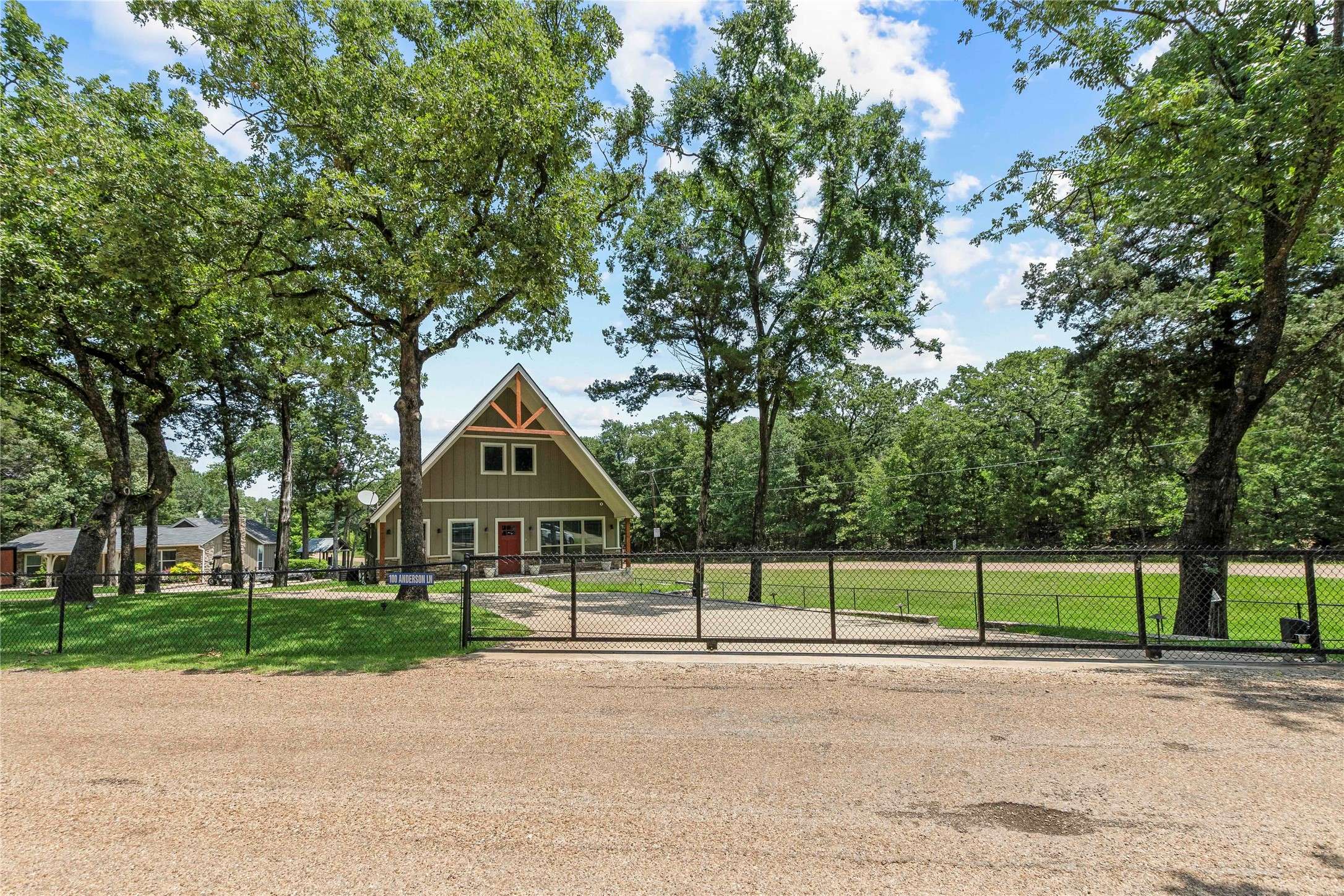 Mabank, TX 75156,102 Anderson LN