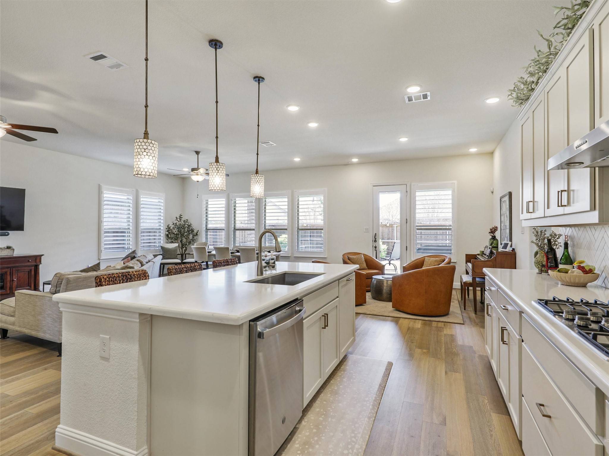 The Colony, TX 75056,2624 Bellevue