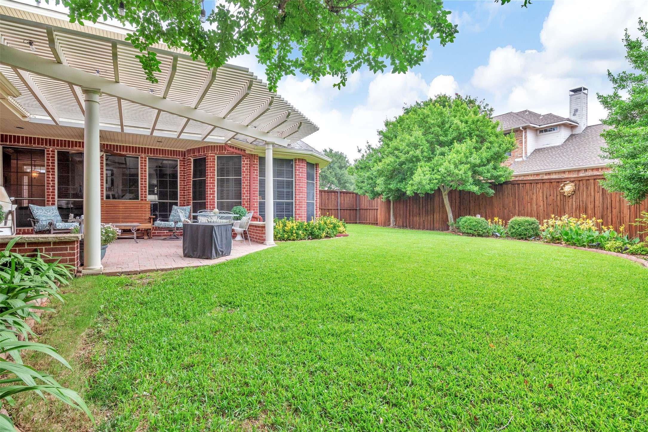 Plano, TX 75093,4404 BARNSLEY DR