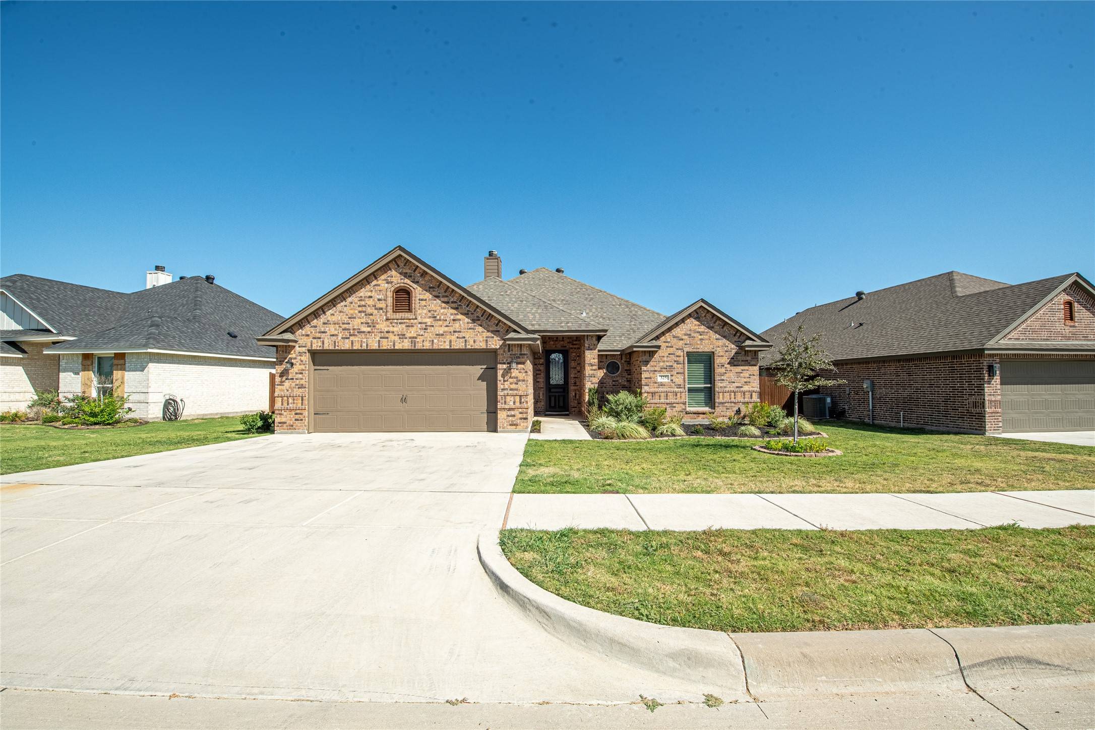 Weatherford, TX 76087,325 Paloma ST