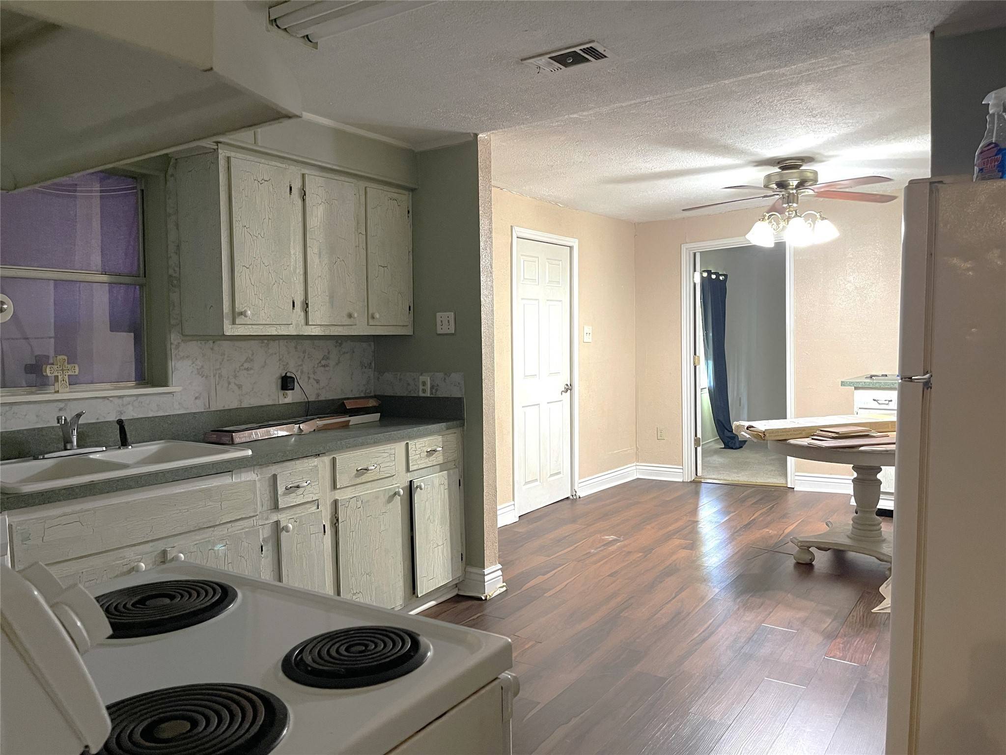 Teague, TX 75860,1119 N 4th AVE